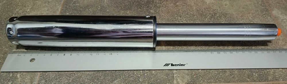 Amortyzator siłownik 225 do obrotowego fotela krzesła biurowego chrom