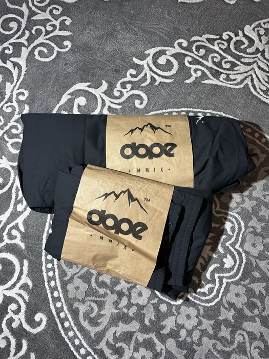 Жіночий зимовий костюм Dope