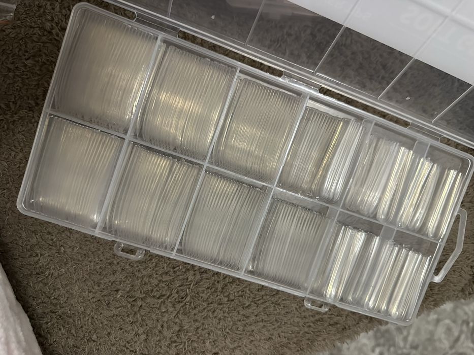 Продаю микс набор для маникюра — всё новое или почти новое!