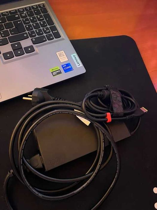 Portátil Gamer Lenovo LOQ 15IRX9