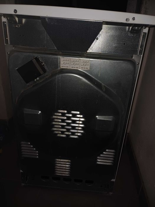 Kuchenka elektryczna indukcyjna