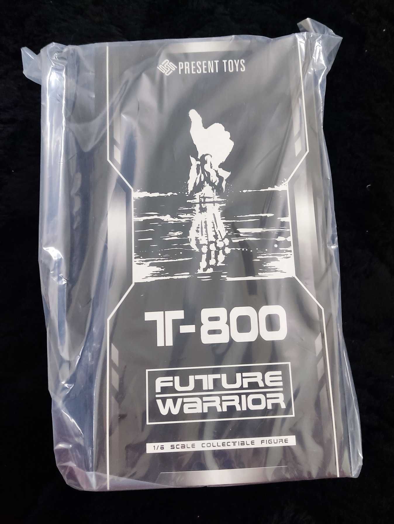 Terminator 1/6 deluxe. Present toys. (NOWA)