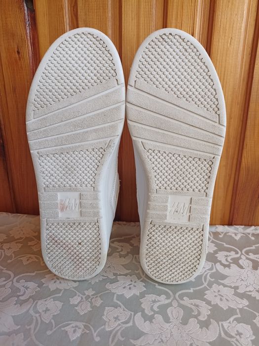 Продам кроссовки хайтопы H&M р.39