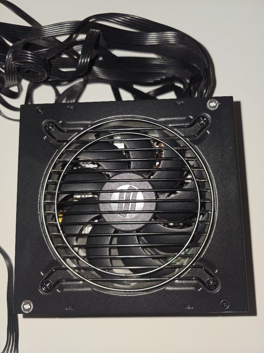 Sprzedam zasilacz Siletiumpc Vero L3 Bronze 600W