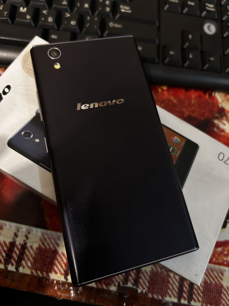 Мобільний телефон Lenovo p70-А