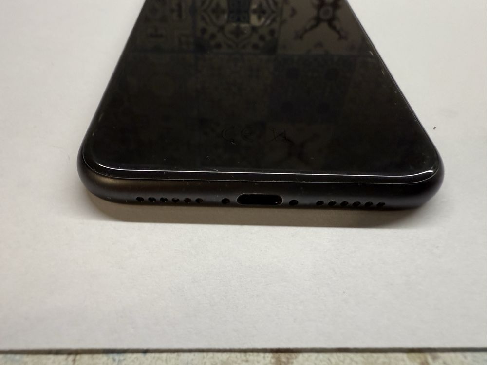 Продам задню кришку,модуль камер,Iphone 11