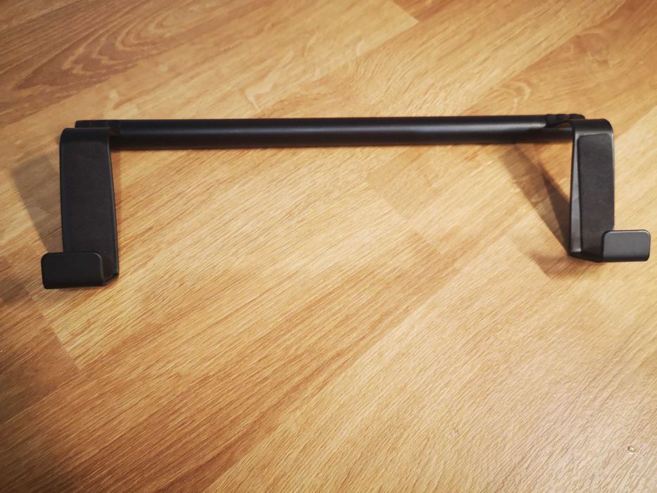 Praktyczny ciemno brazowy wieszak do kuchni /łazienki 23,5cm-sprzedam!