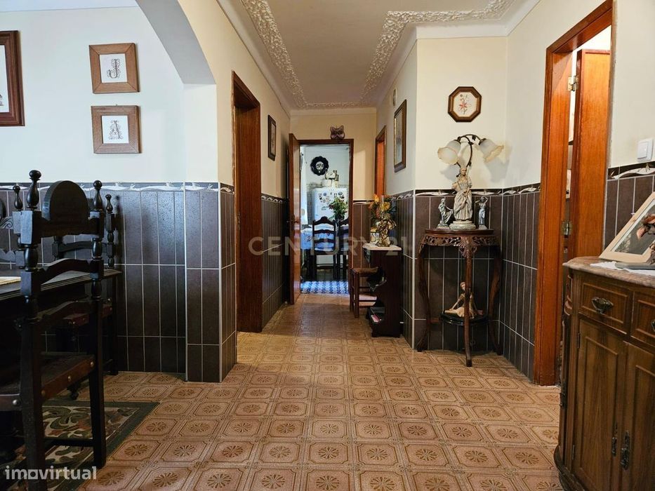 Moradia T3 na Zona Histórica de Alcains