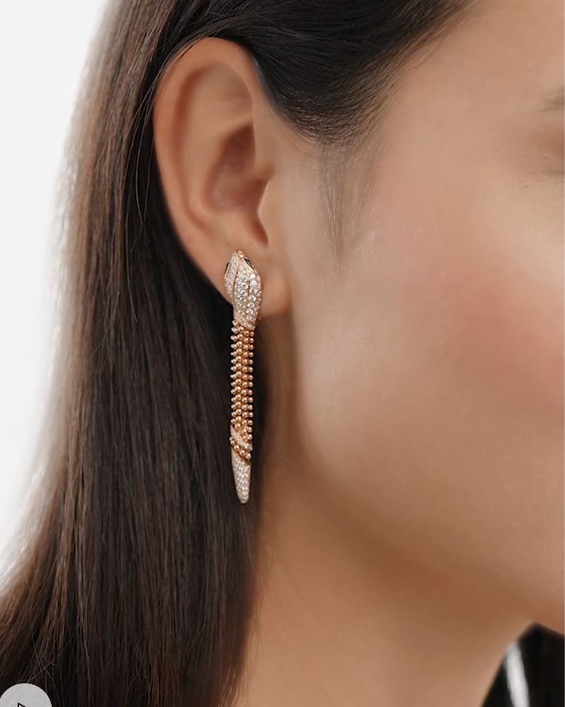 Золотые Серьги в стиле Serpenti с бриллиантами 1.74ct