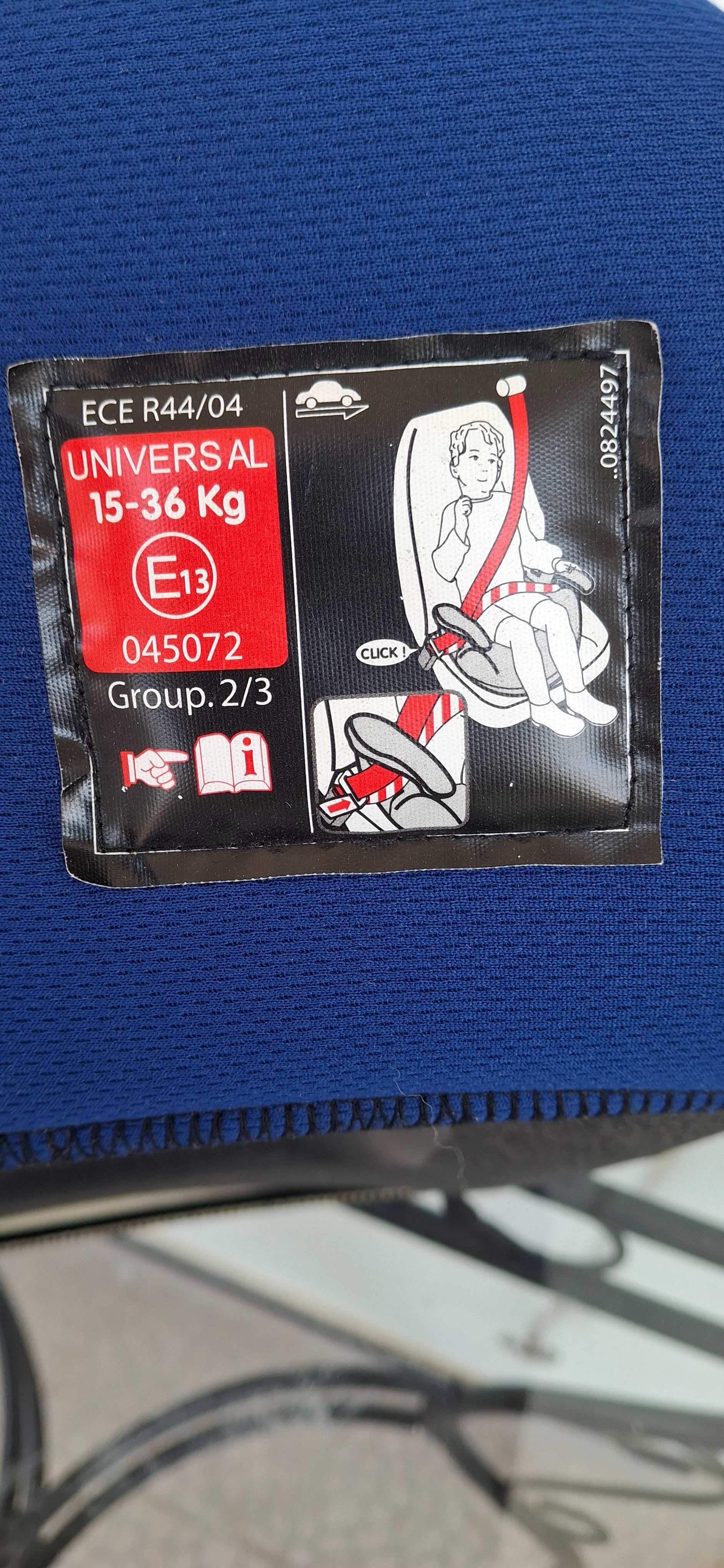 Cadeira universal para crianças