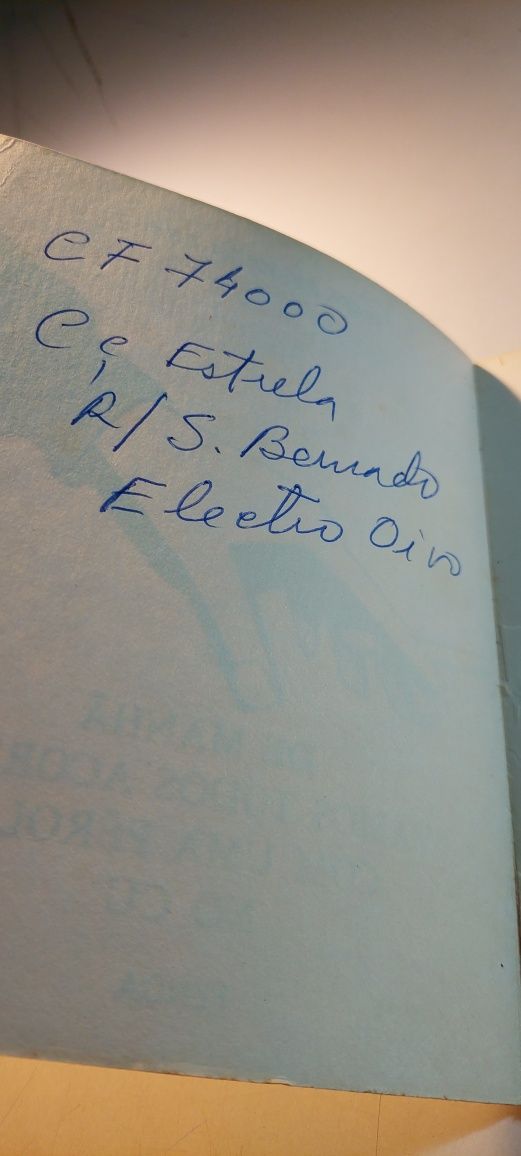 De Manhã Vamos Todos Acordar com uma Pérola no Cu (Fenda)