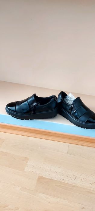 Туфлі, лофери GEOX жіночі