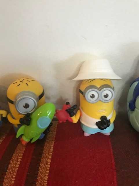 Bonecos Minimus novos