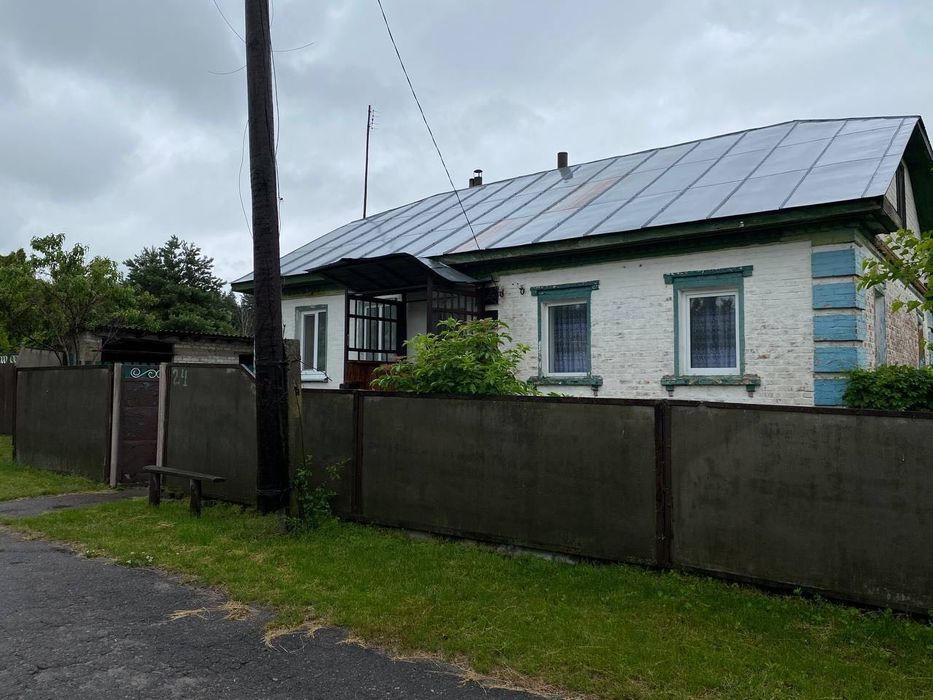 Житловий будинок з госп.спорудами