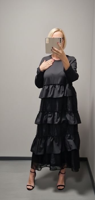 Włoska sukienka perełka