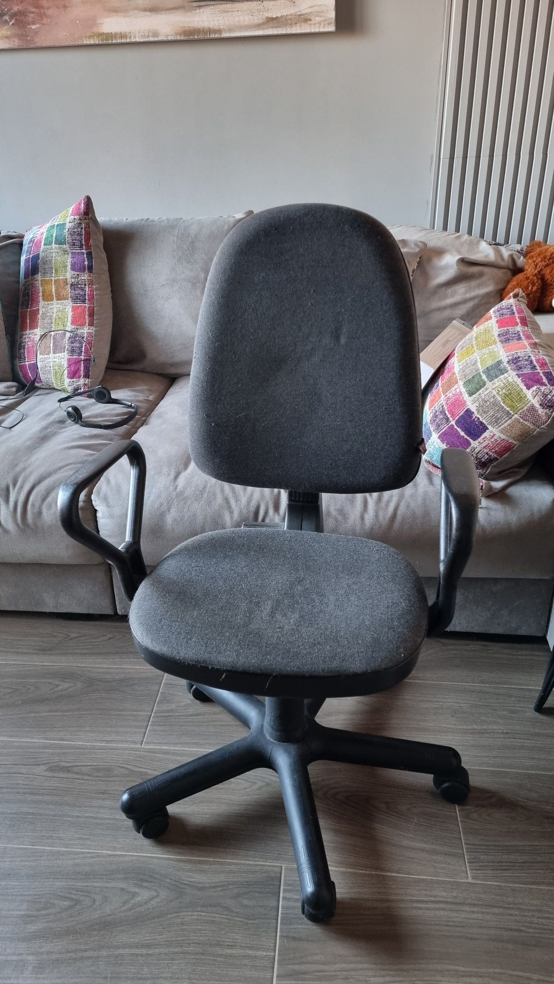 Кресло стул офисный для работы
