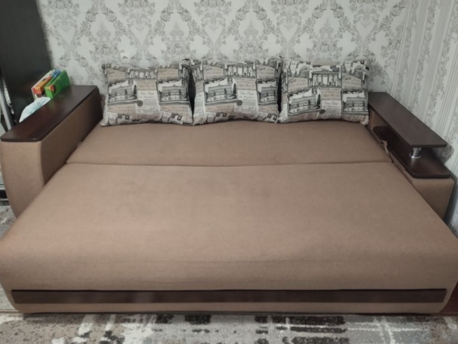 Продається диван