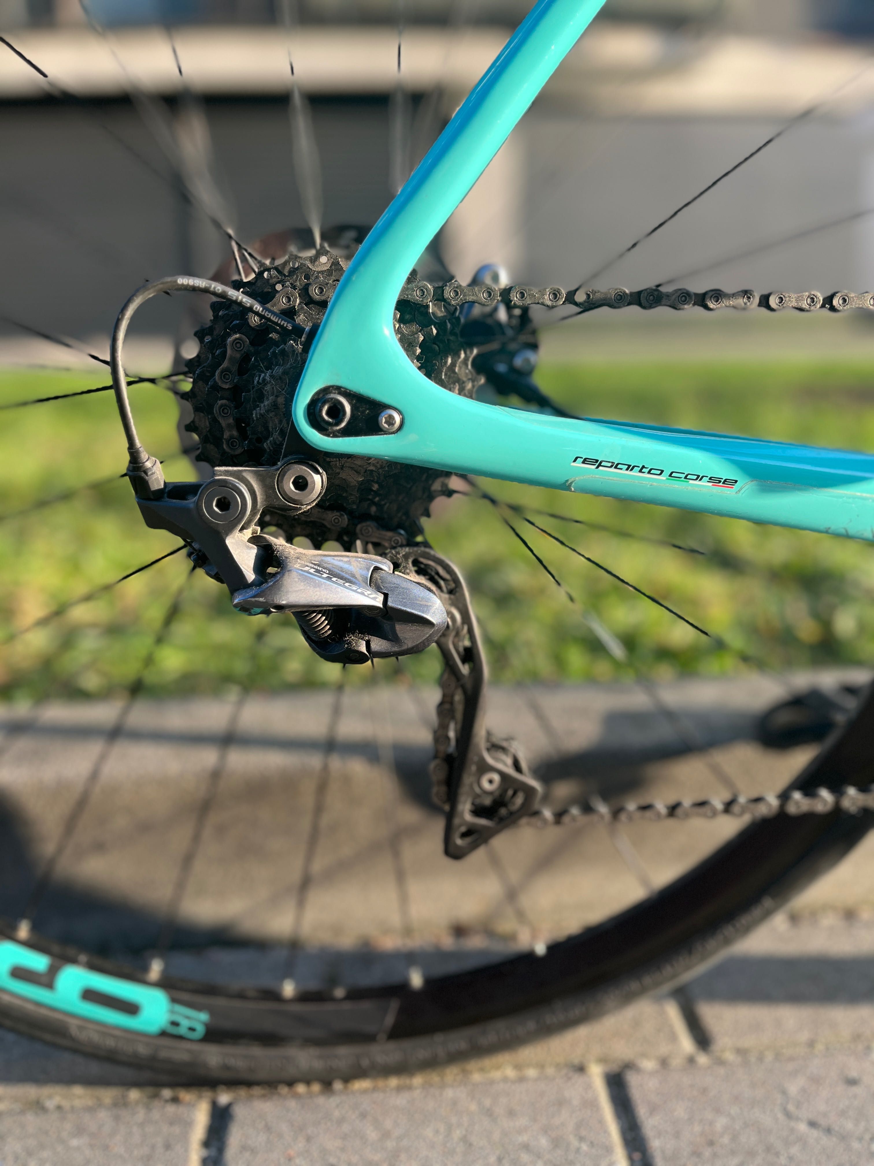 BIANCHI Infinito XE disc ULTEGRA rozm. 59 CELESTE