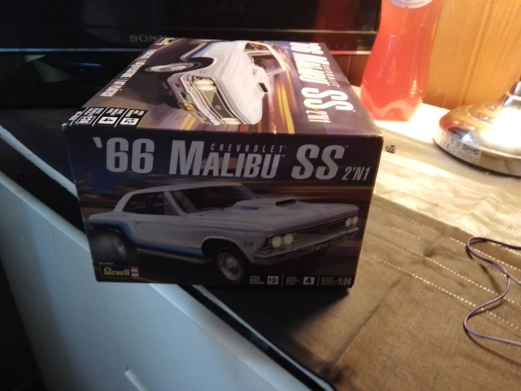 Model Revell Chevrolet Malibu 66