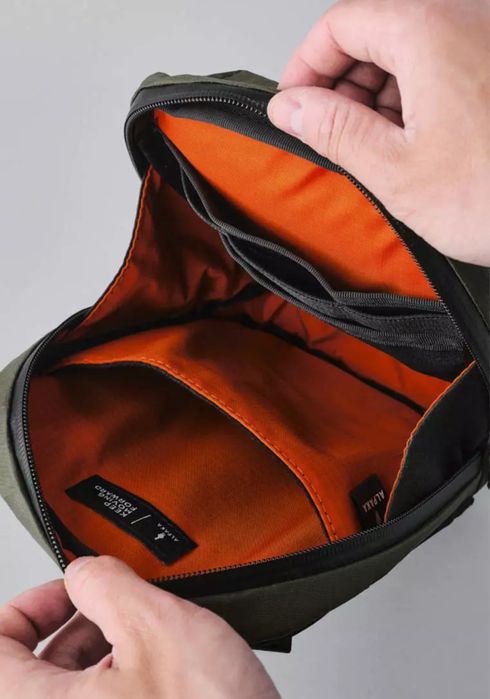 Сумка слінг ALPAKA Vertical Sling Dark Green