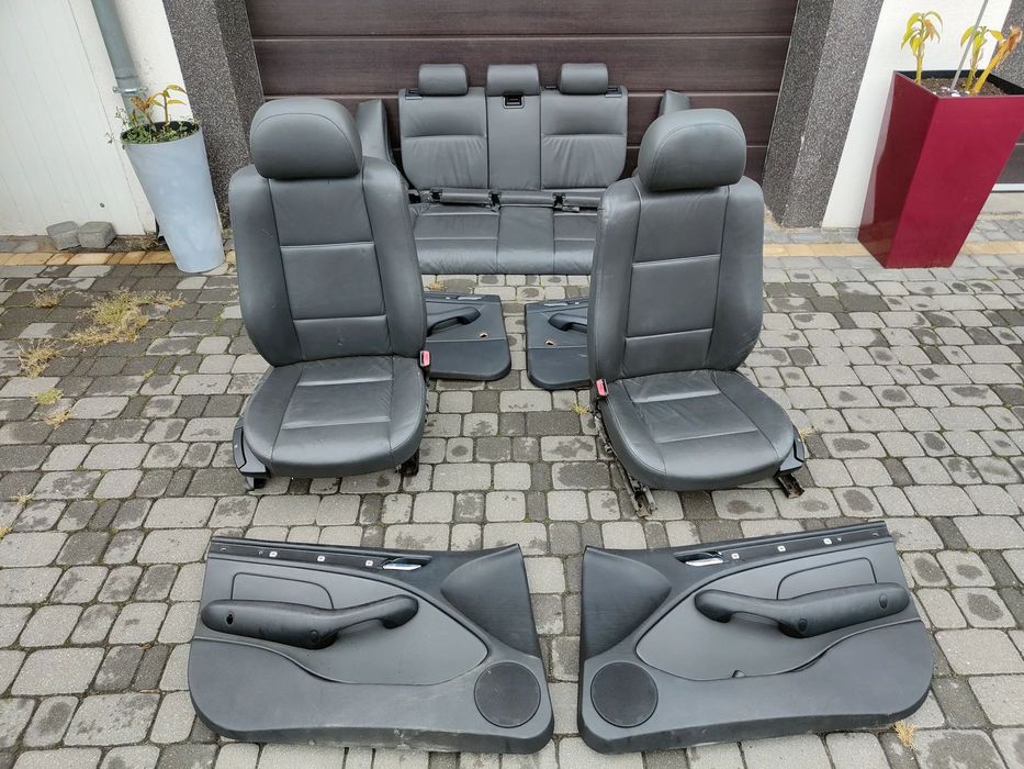BMW E46 kombi Tapicerka Fotele kanapa skóra czarna