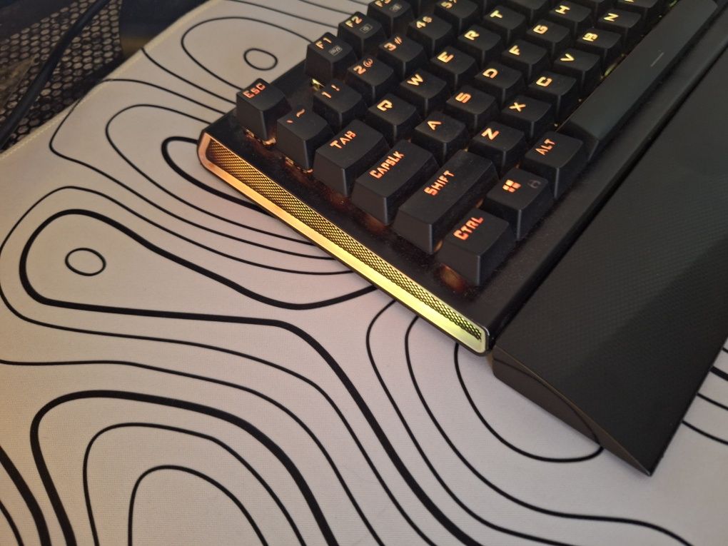 Zestaw Klawiatura model K569RGB+ mysz Redragon model M602-KS