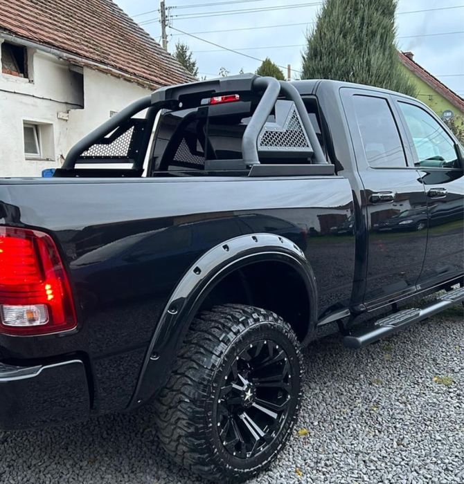 ROLLBAR - Orurowanie na pakę Dodge RAM, Ford F150, Tundra itp.