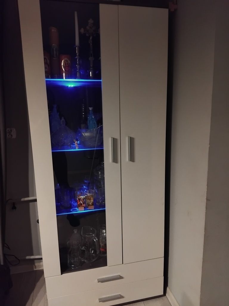 Zestaw mebli 3szt witryna, komoda szafka tv led