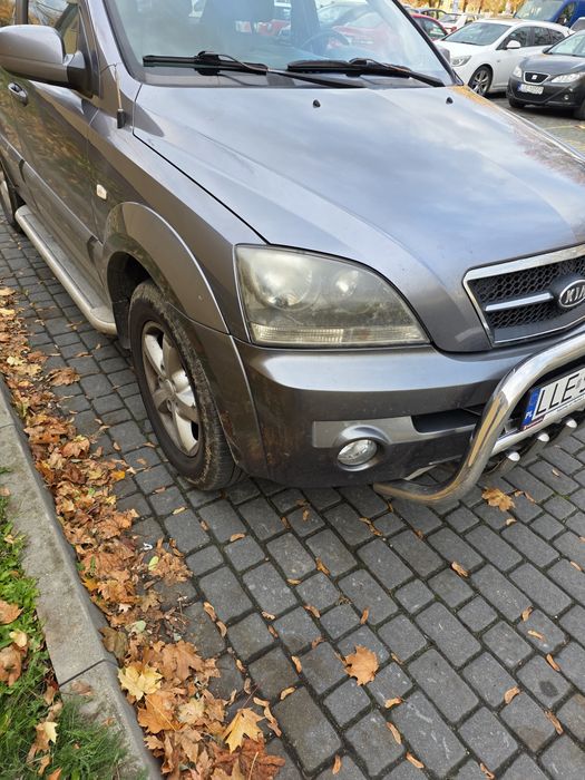 Sprzedam kia Sorento 2006 r. 3500 benzyna i gaz. Doinwestowane.