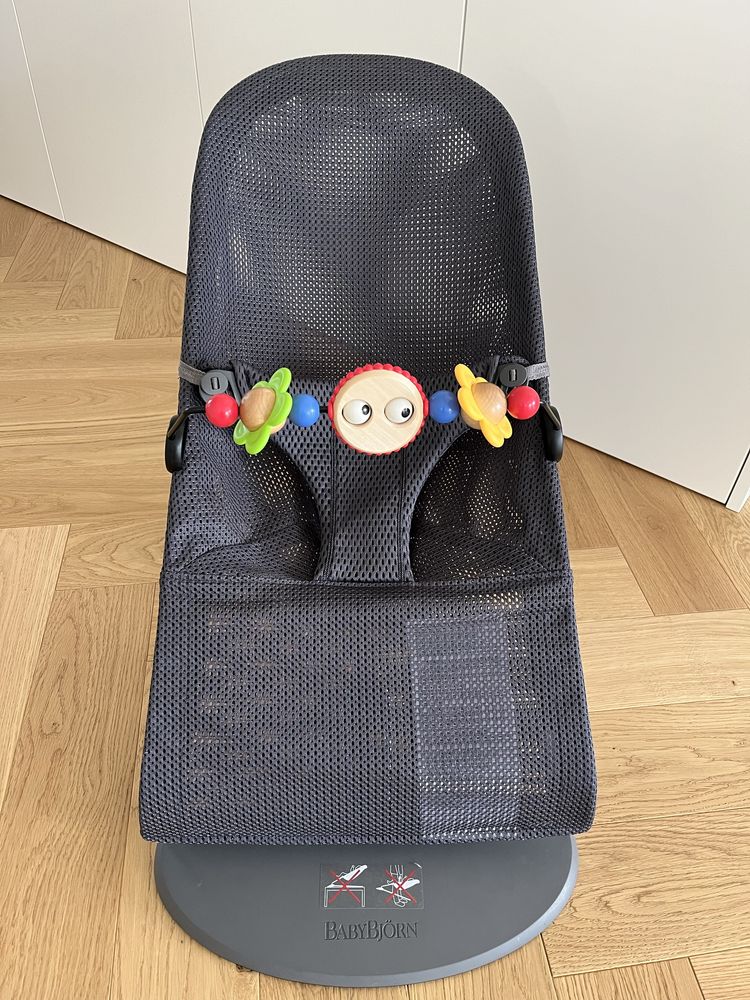 BabyBjorn Leżaczek Mesh Antracyt na gwarancji