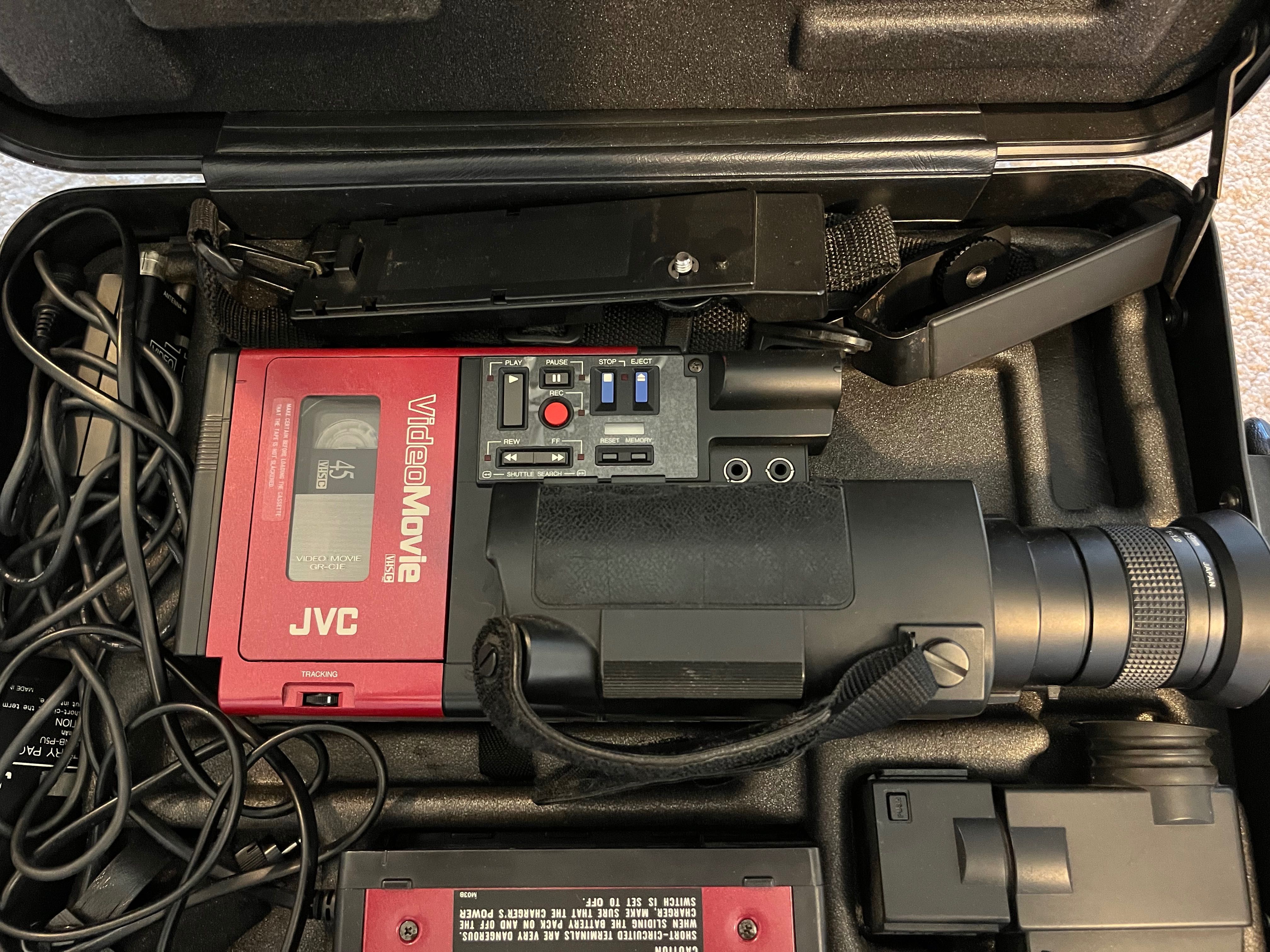 camcorder JVC VIDEOMOVIE VHS-C do filme "Regresso ao Futuro"