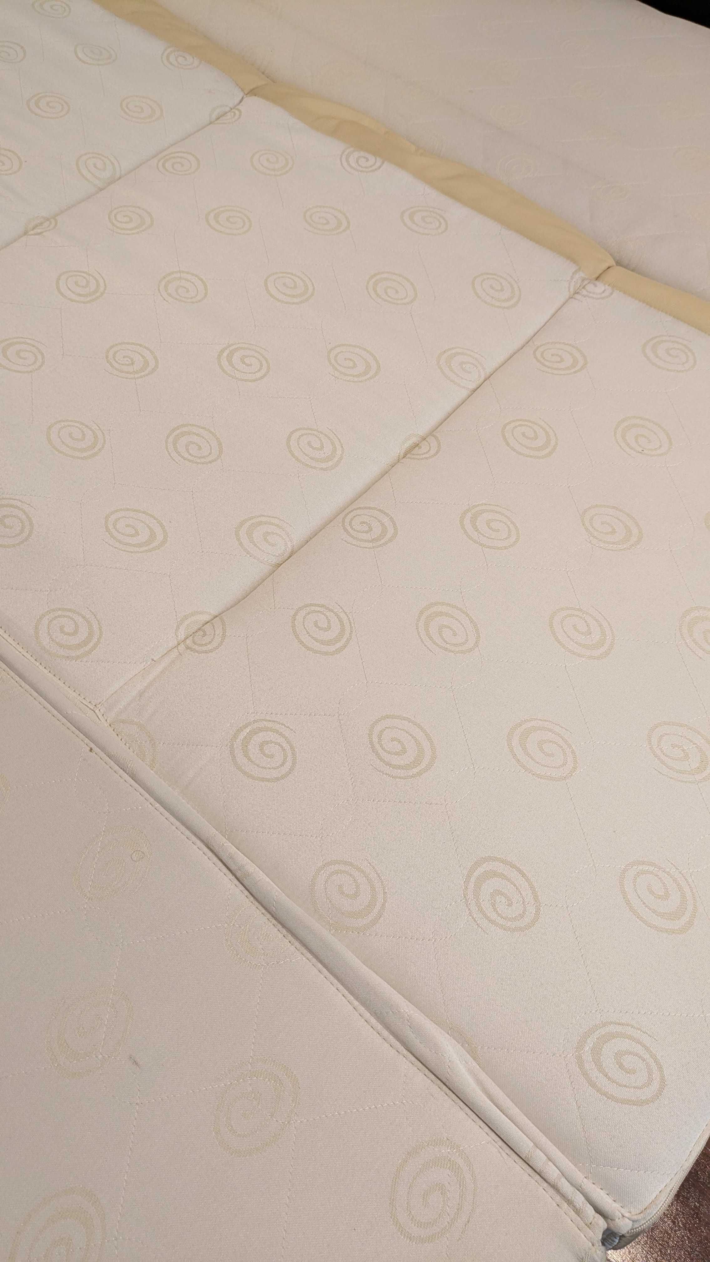 Sofa z funkcją spania, bardzo wygodna i czyste