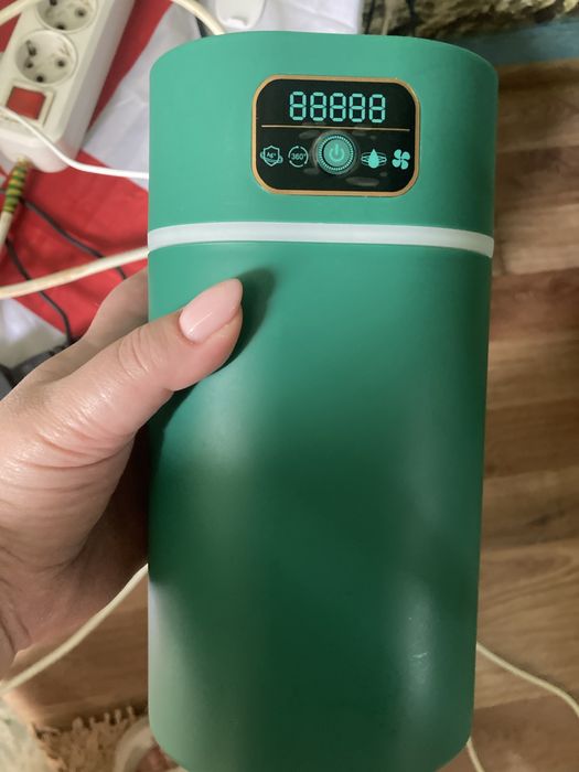 Зволожувач повітря,у використанні був один раз.