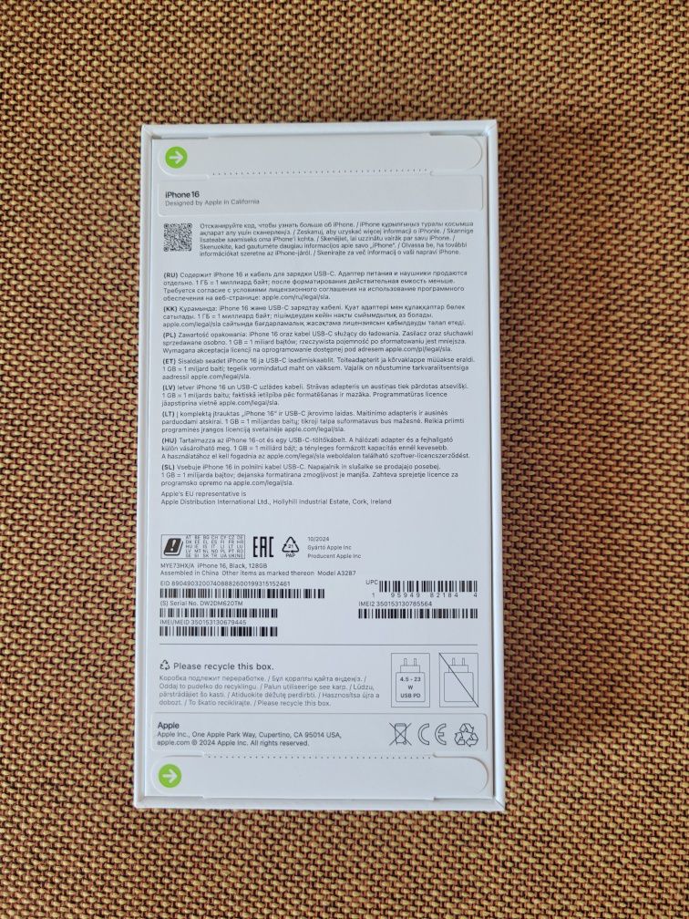 IPhone 16 128GB czarny NOWY ZAPLOMBOWANY Akcesoria w zestawie
