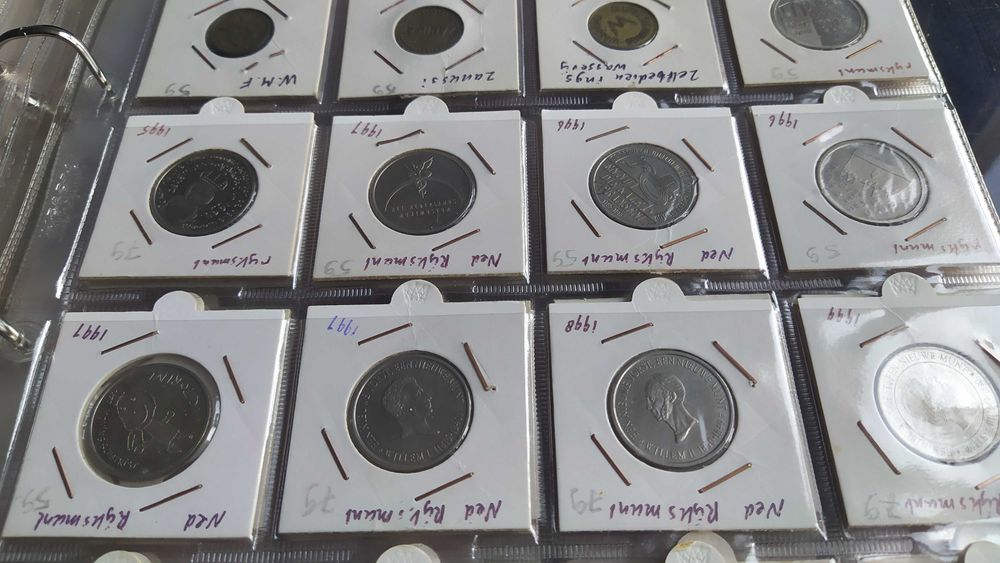 Жетоны Европы 300шт, коллекция в альбоме, 5500грн. Торг
