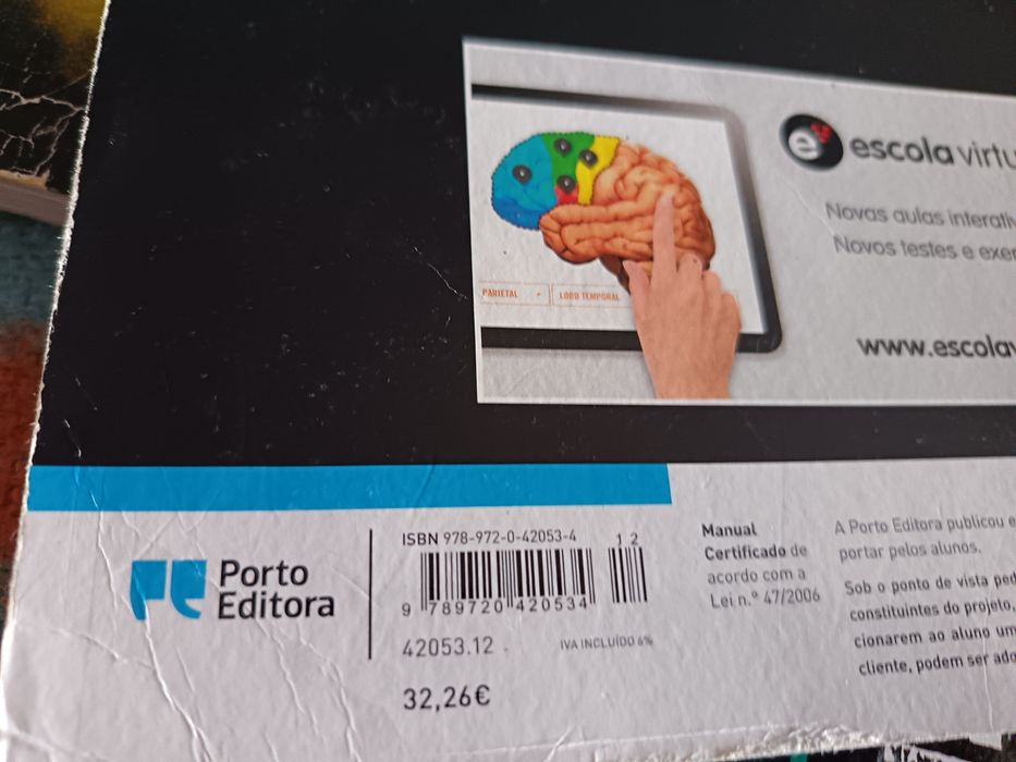 Mauais e caderno de atividades Matemática A 10.ano