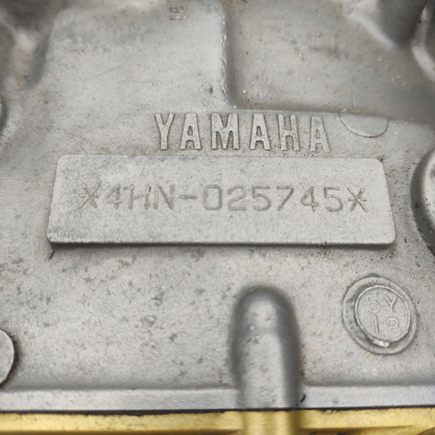 Silnik Yamaha 750 cm symbol YZF 750 R 4HN