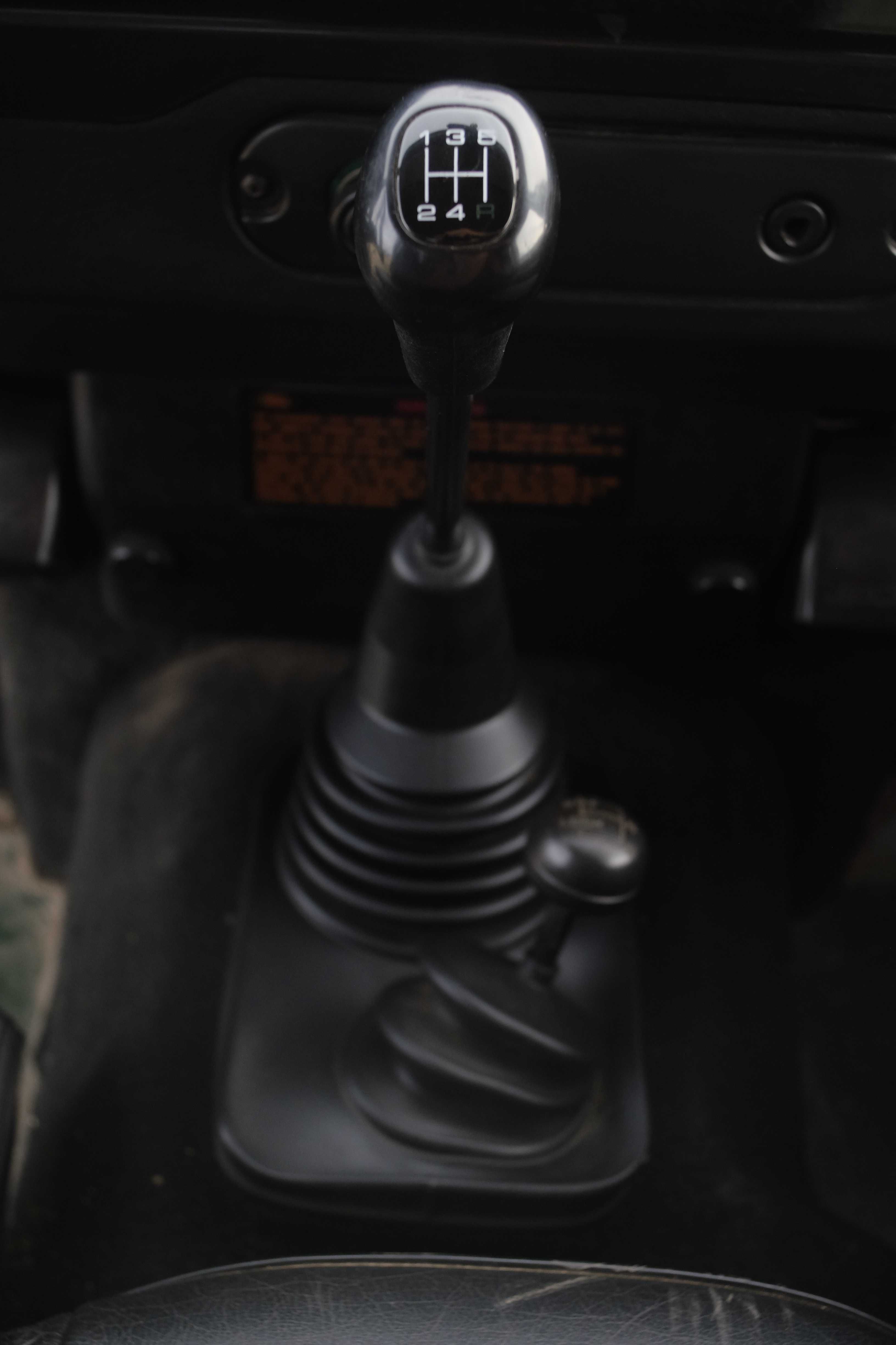 Land Rover Defender Pickup HCPU motor 300 TDI (2.5)