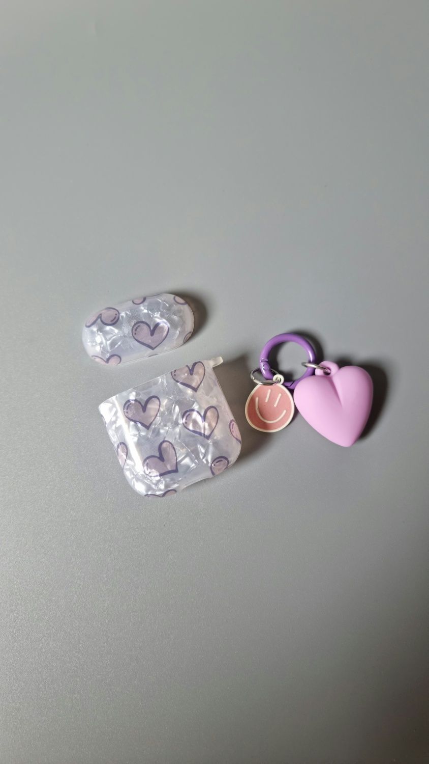 Etui Airpods 2 i 1 uroczy wzór muszli z motylem i brelokiem