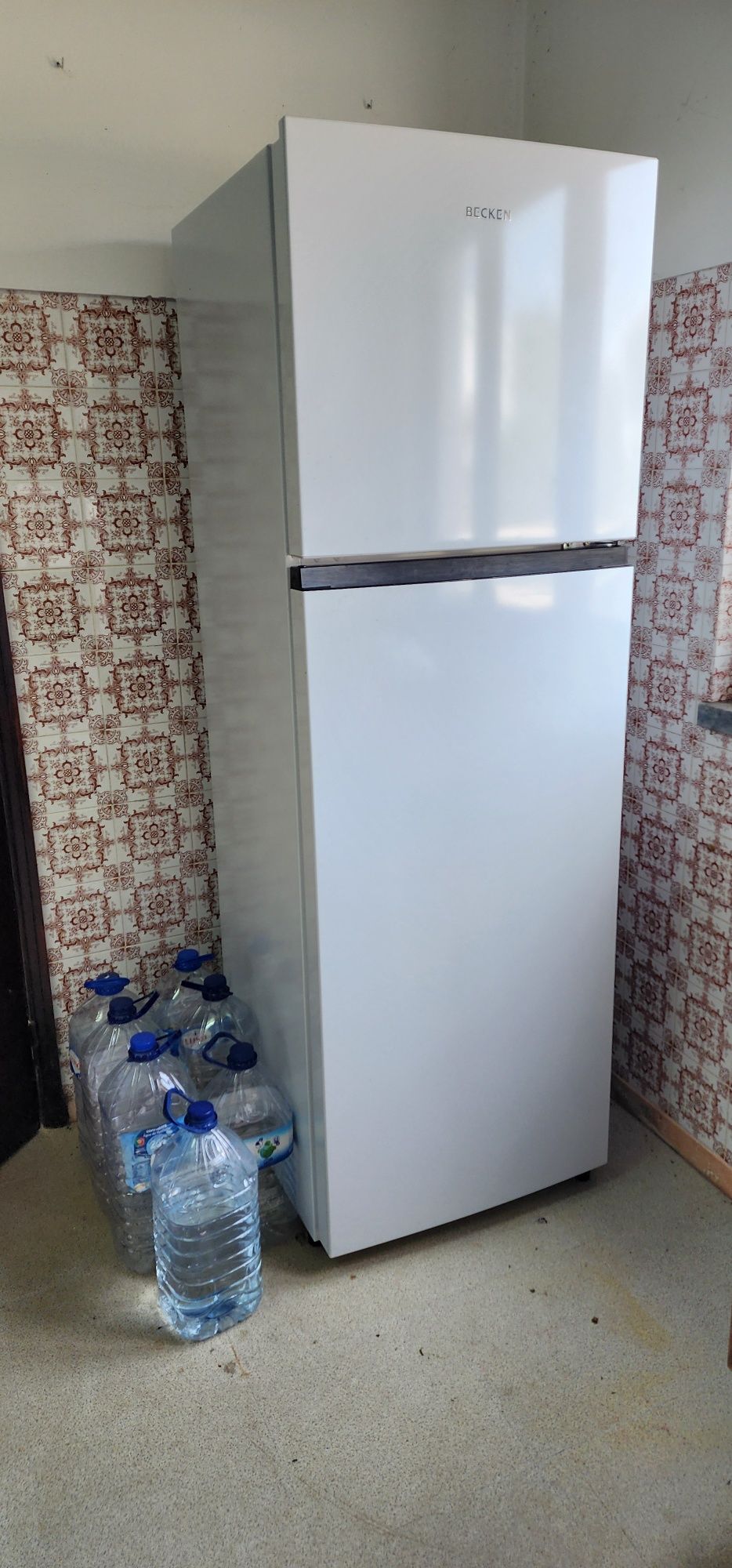 Vendo frigorífico ainda na garantia