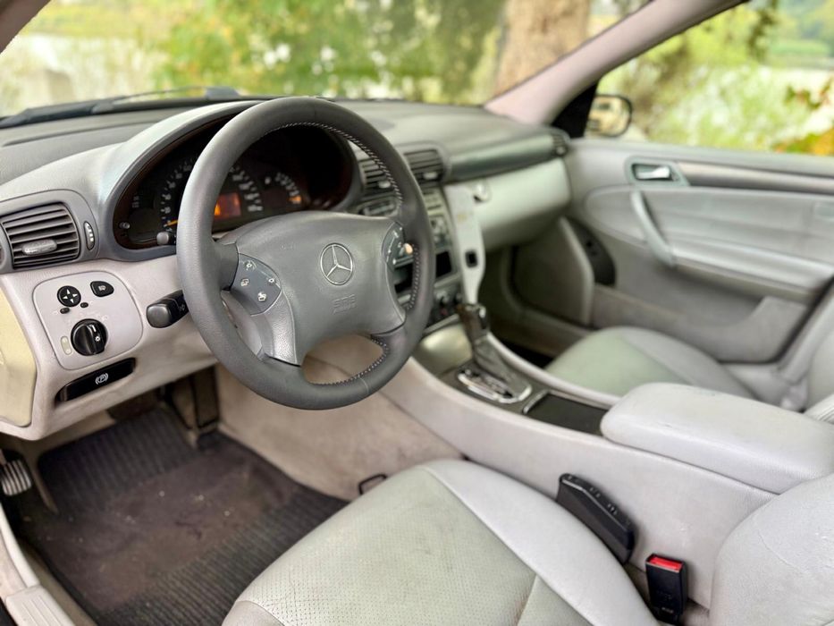 Mercedes c220 caixa automatica
