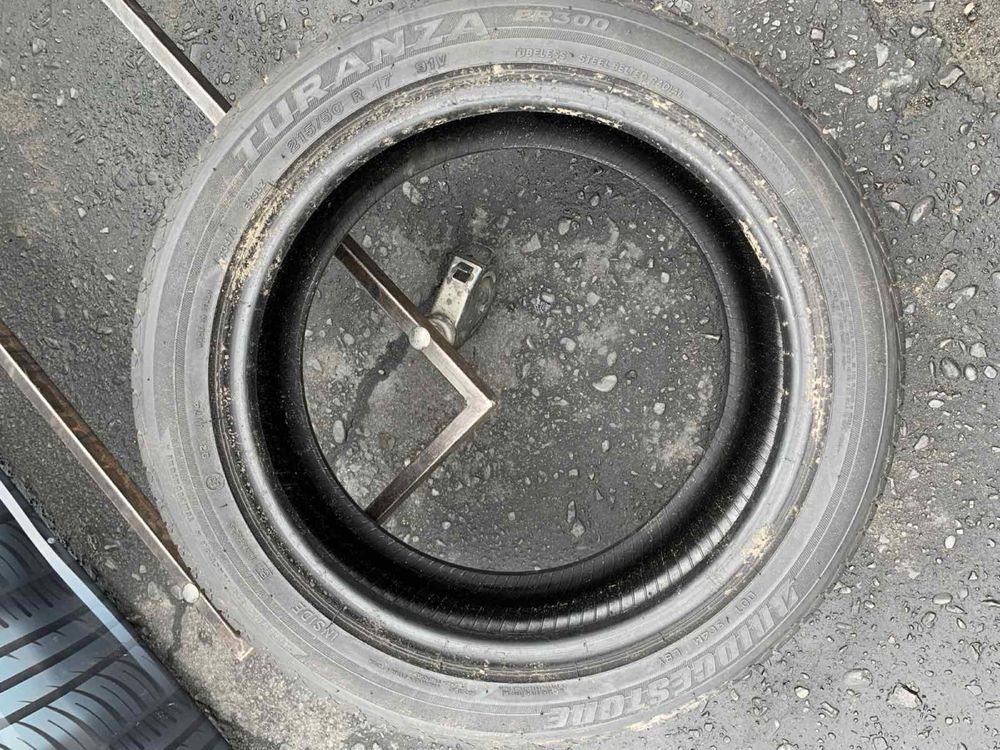 Шини 215/50 R17  пара Bridgestone 2022p літо  6,2мм