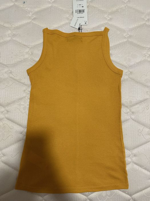 Novo top da marca polaca sinsay.