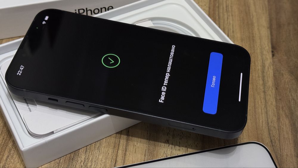 iPhone 13 128GB Midnight  (ввесь комплект), Neverlock