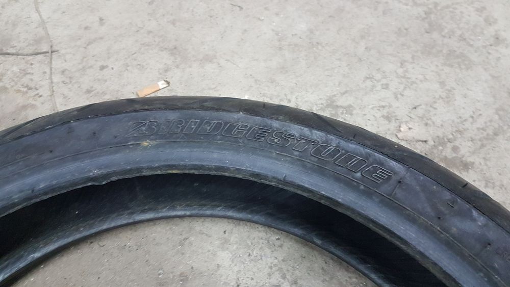 opona motocyklowa przod przednia 120/70-17 bt021 batelax bridgestone