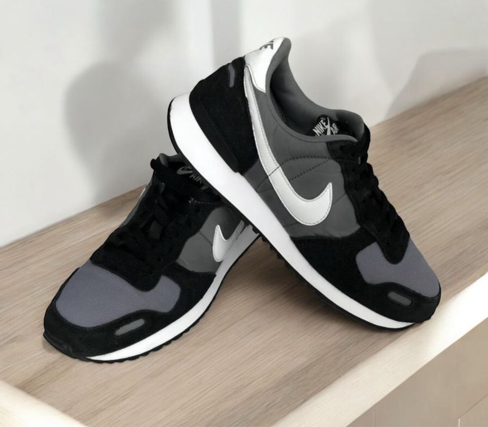 Чоловічі кросівки Nike устілка 26,5 см мужские кроссовки