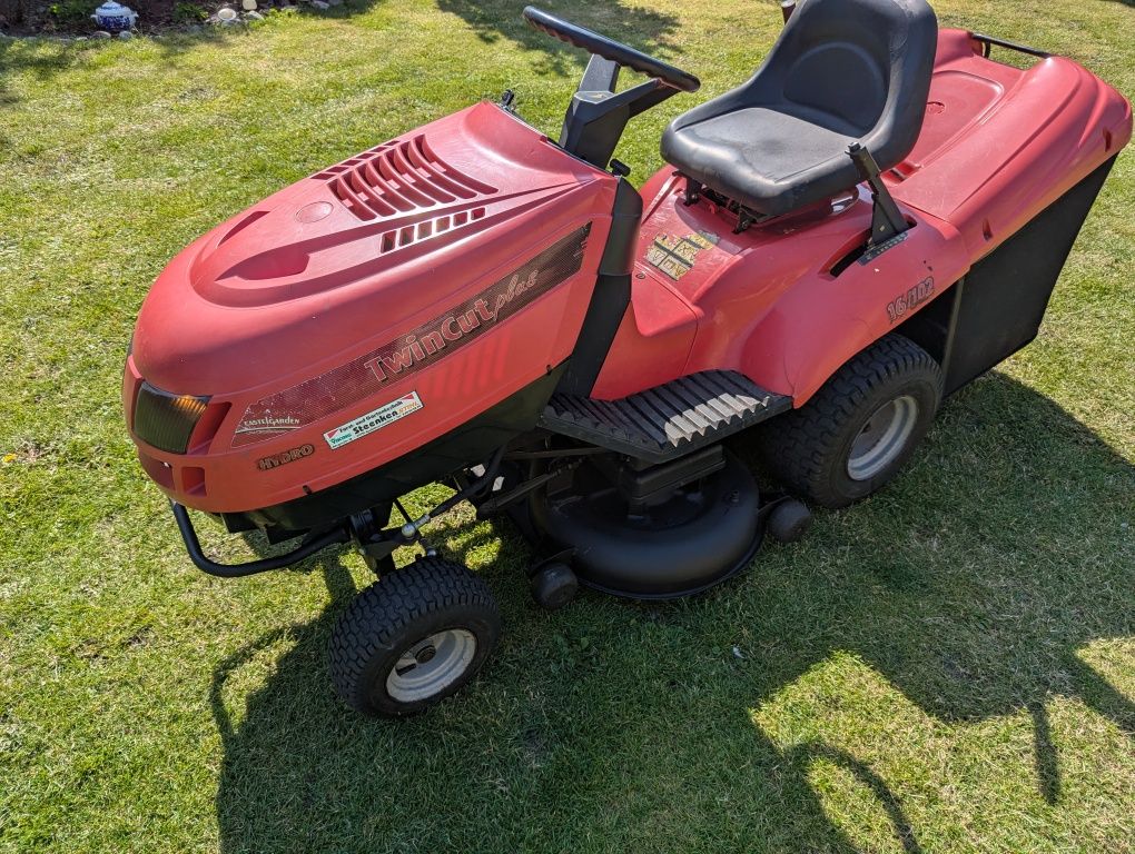 Kosiarka traktorek Castelgarden Twin-Cut Briggs Stratton 16/102