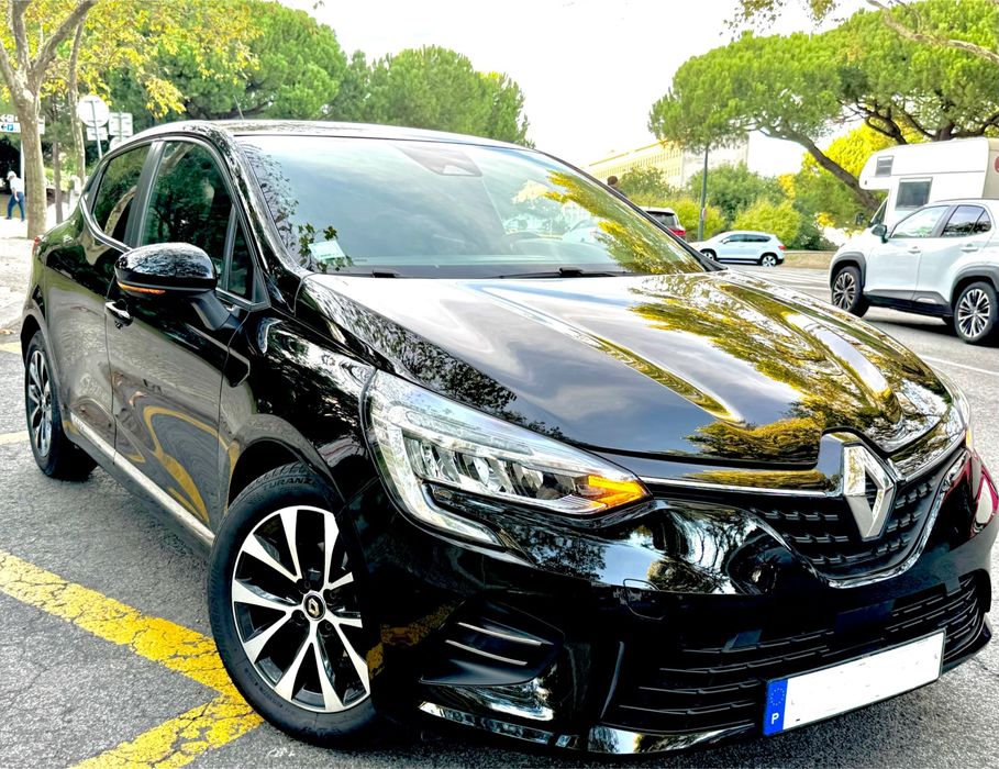 Renault Clio TCe 100cv Intens Preto – 26,500km