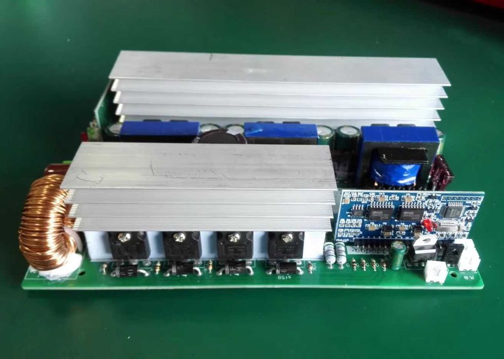 Інвертор 1000W (пік 1500W) чистий синус 24V/220V