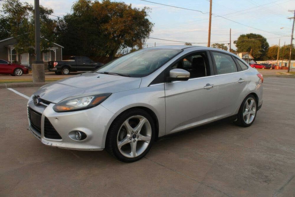 Ford Focus Titanium      2014